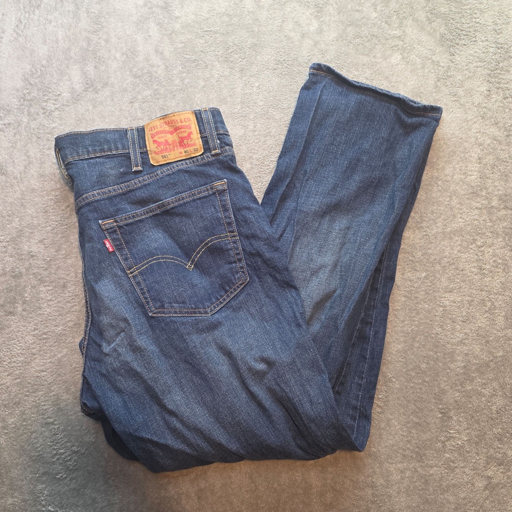 Levi's 541 Jeans Mens 40x32 Blue Medium Wash Athletic Fit Tapered Leg Denim